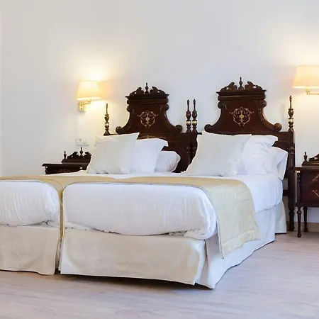 Born Hotel 4*