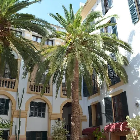 Born Hotel 4*